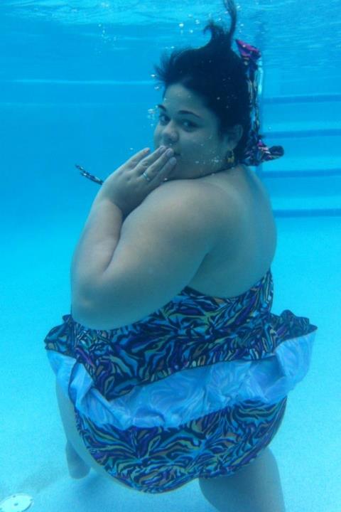 Chubby girl swim